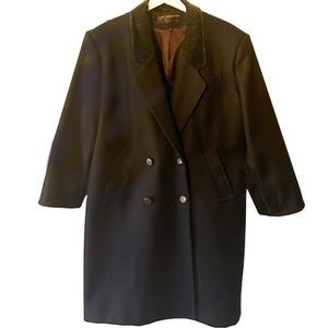 Vintage 1980s David Benjamin women's double breasted wool coat.